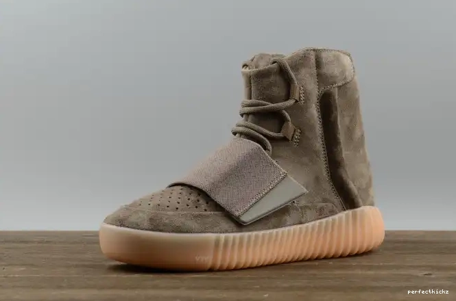Yeezy Brown 750 Boost BY2456 adidas Light 0704